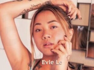 Evie_Le