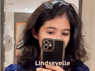Lindseyelle