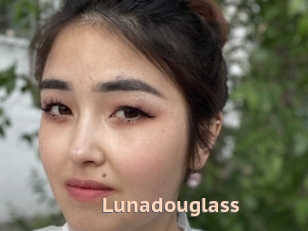 Lunadouglass